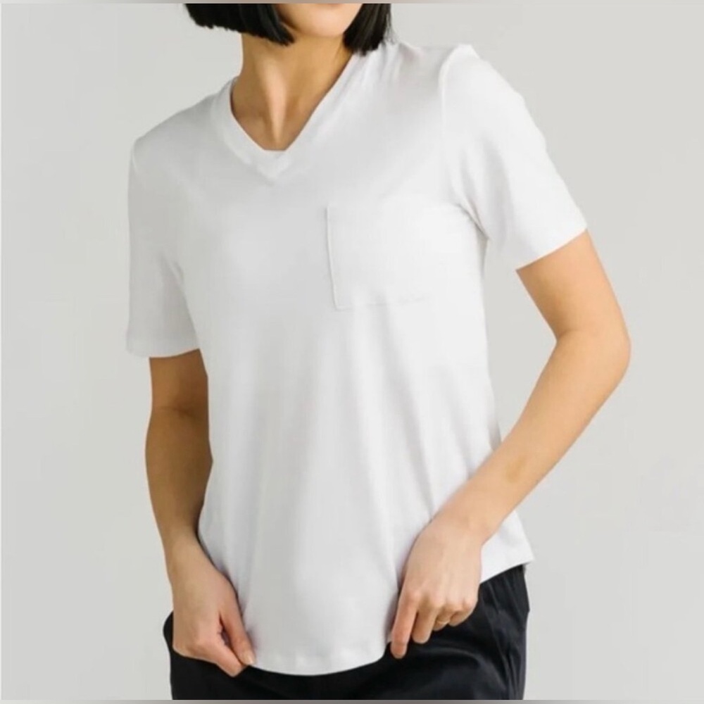 Zyia Active White Go To Pocket Tee